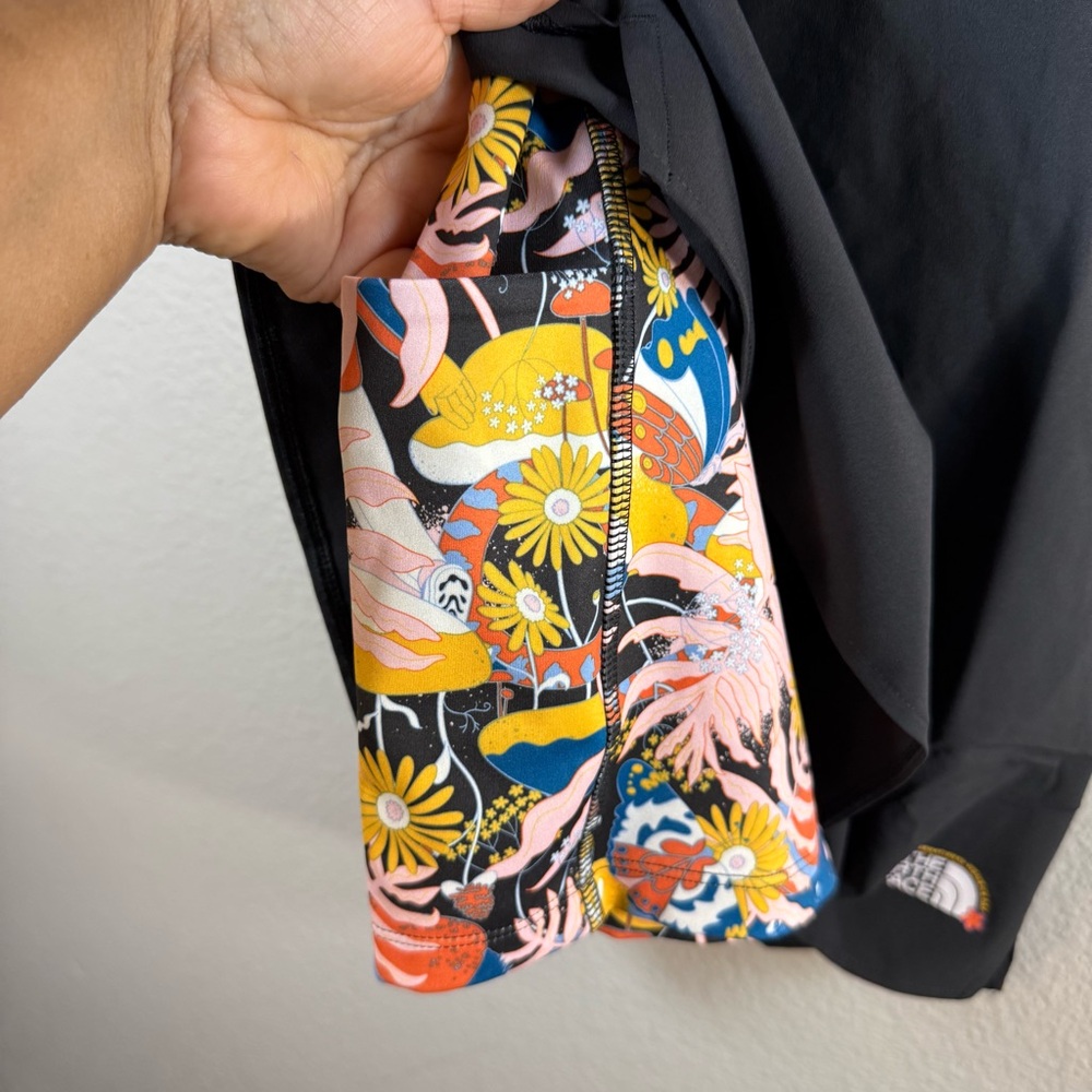 The North Face Black Arque dress SZ:M - Picture 6 of 9